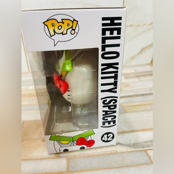 Funko POP! Sanrio: Hello Kitty 42  Kaiju - Space Kaiju - Picture 9 of 9